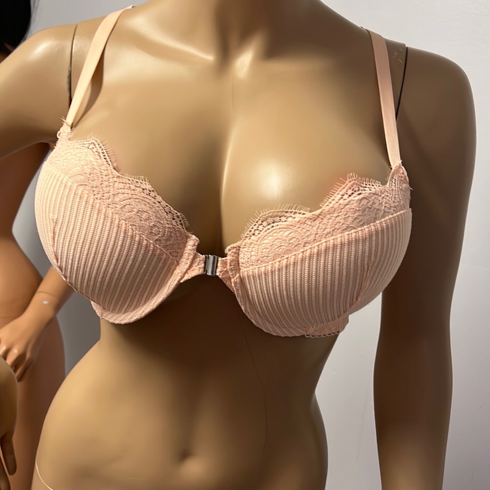 NWOT Dream Angels Victoria Secret Bra S32DDD